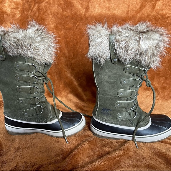 SOREL WINTER BOOTS - Picture 2 of 6